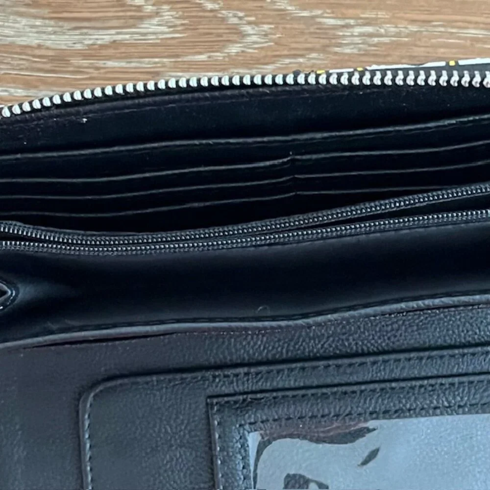 Like New Betsey Johnson Wristlet. Clutch, Wallet, Black, Yellow, and White. - Picture 4 of 6